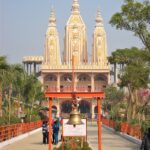 माँ वैष्णो देवी मंदिर, उसायनी 4 दार्शनिक स्थल, धार्मिक स्थल Temple is about 10 kms away from Firozabad Tundla route , there is a mandatory demand from any true mind here. There is a fair in Navadurga every year and thousands of people come from far and wide to visit the temple of Shradalu Demands for fulfilling vows and Lajja are also offered here in a considerable number.