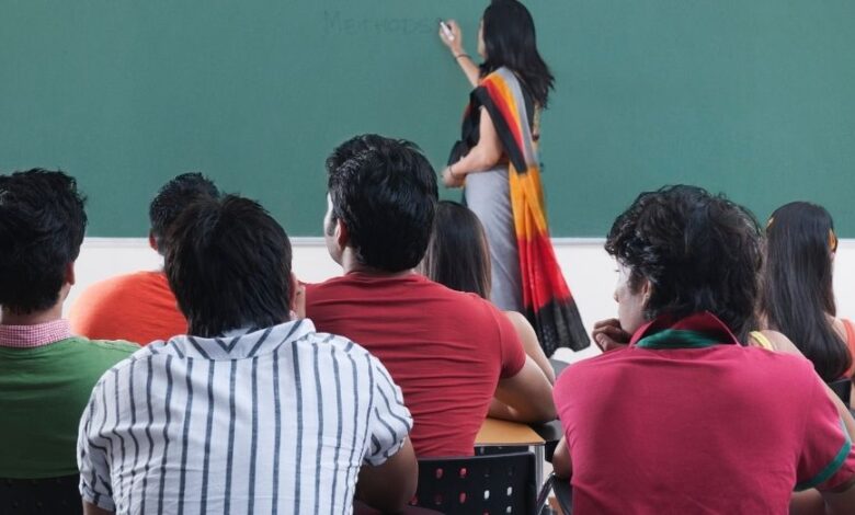 Firozabad Jobs: आवश्यकता है इंस्टिट्यूट को एसोसिएट/सहायक प्रोफेसर्स की 1 Firozabad Jobs, Professor Jobs, Teaching Jobs Firozabad Jobs: Required Associate/assistant professors For educational institute in Firozabad