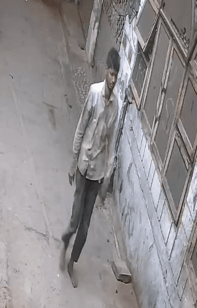 Firozabad Updates A reward of ₹2,000 for catching this bicycle thief from Firozabad.