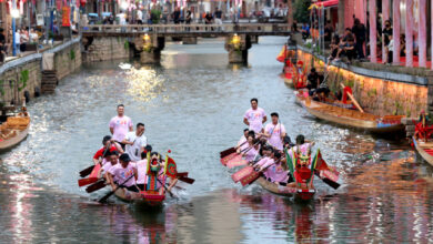 कैमरे के लेंस से Dragon Boat Festival celebrated in China